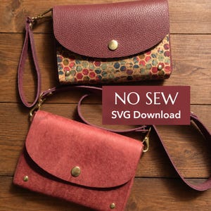 Pode incluir: Duas bolsas retangulares com abas e fechos de pressão cor de latão. A bolsa superior tem uma aba bordô texturizada e corpo de cortiça com padrão circular multicolorido. A bolsa inferior é vermelha sólida. O texto diz NO SEW SVG Download.