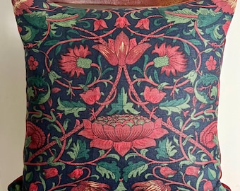 Funda de cojín en color "Lodden" de Liberty of London.