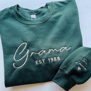 Customizable Embroidered Sweatshirt, Nana Sweatshirt, Mama Sweatshirt, Auntie Sweatshirt, Customized Sweatshirts