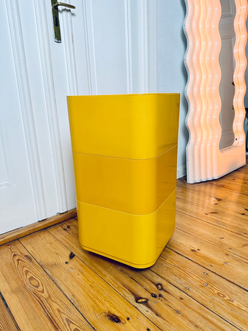 SPACE AGE // 60s Vintage Ultra Rare 3 Piece YELLOW Plastic Kartell