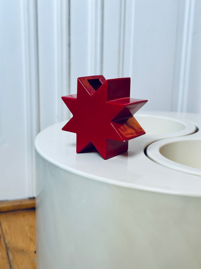 MEMPHIS MILANO // 80s Vintage Star Vase HSING by Ettore Sottsass for Anthologie Quartett
