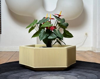 SPACE AGE // 70s XXL vintage off white cream hexagon flower pot planter plastic by Emsa // ultra rare