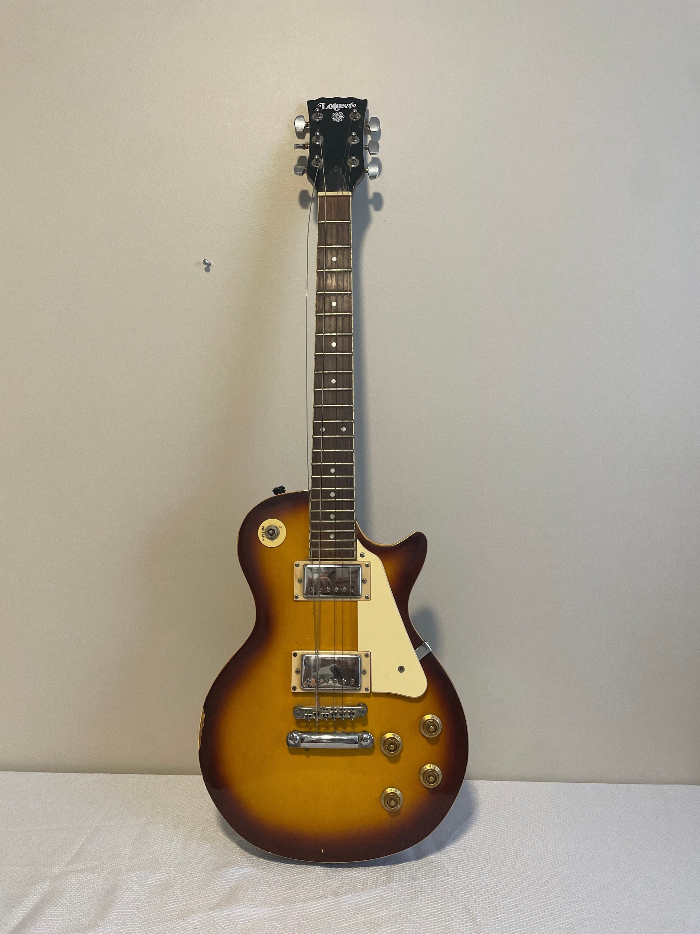 Lotus mini les paul deals