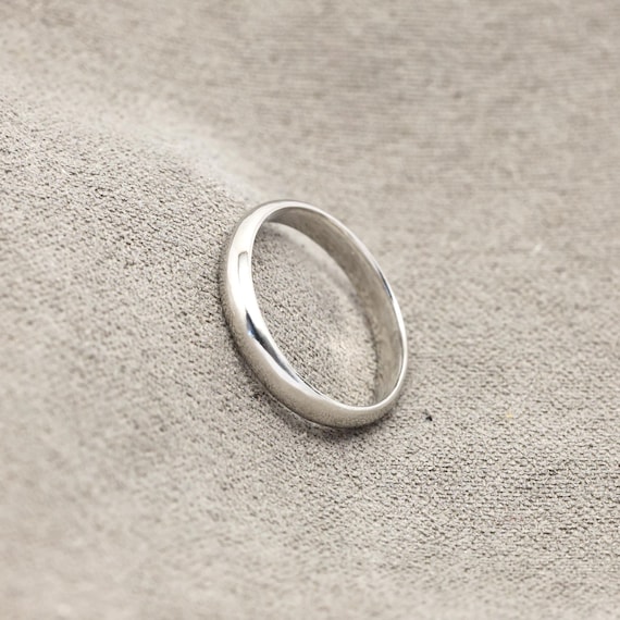 Platinum wedding band ring classic dome band size 5.25