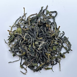 Premium Green Tea Competition Grade Organic Tea from Taiwan Biluochun Loose Leaf Variety 25 Grams with Black Tin for Storage image 1