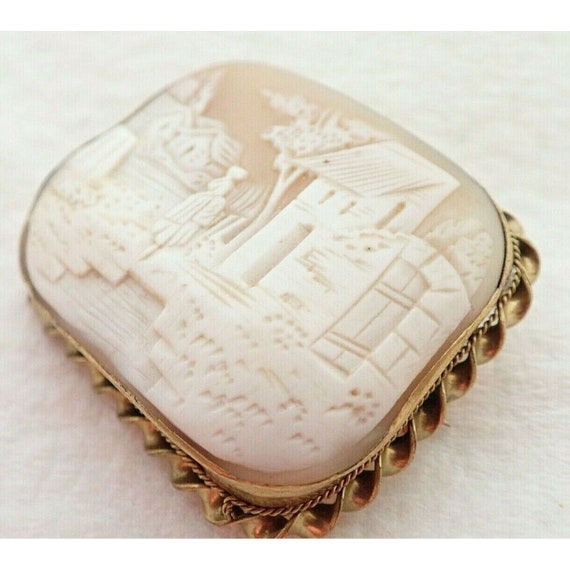 Antique Victorian 10k Solid Gold Carved Scene Cam… - image 3