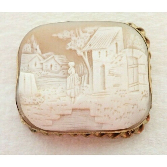 Antique Victorian 10k Solid Gold Carved Scene Cam… - image 1