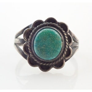 Vintage Navajo Green Turquoise Sterling Silver Ring Sz 6.75