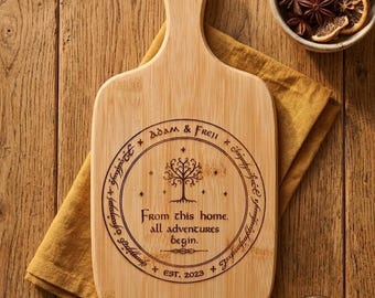 Tabla de cortar de bambú personalizada, El Señor de los Anillos, LOTR, regalo inspirado en El Hobbit, nombres y fecha personalizados.