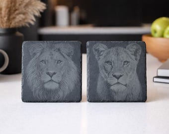 Posavasos de pizarra grabados con león y leona – Regalo para parejas, vajilla rústica de piedra natural.