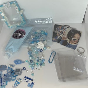 BLUE- Decoden Cream Glue Toploader Kit, decoden kits for beginners,Decoden cream glue,decoden charms,decoden projects,DIY Kits