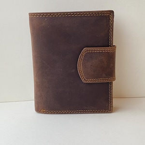Handgefertigte Vintage Leder Geldbörse für Herren | Kompakte Geldbörse mit RFID-Schutz und Druckknopfverschluss | 10x12cm