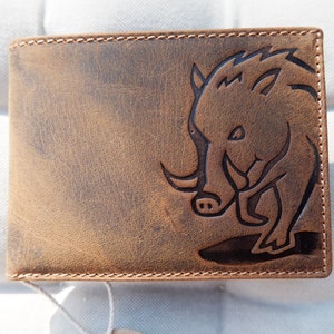 Cartera de cuero auténtico hecha a mano para hombre / Cartera plegable con protección RFID / Regalo para él / Cartera con cerdo salvaje / Para cazador