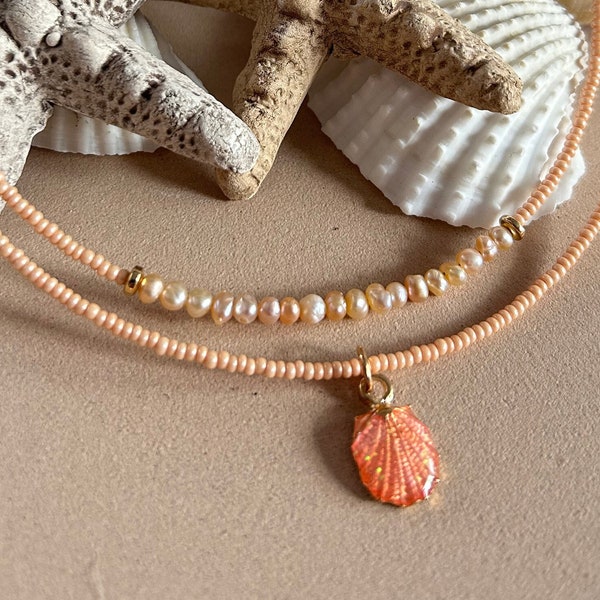 Freshwater Pearls Choker, Glass Beads Necklace with Seashell Charm, Peachy Necklace, Inspired From The Sea Necklace, Summer New Mother Gift.