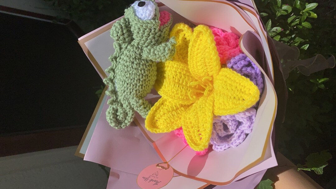 Crochet Tangled Bouquet Etsy