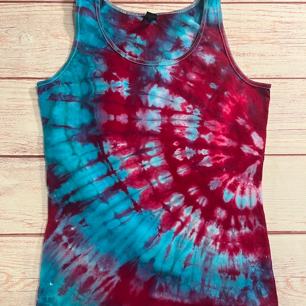 Ice Dye Tanktop size extra large, junior fit