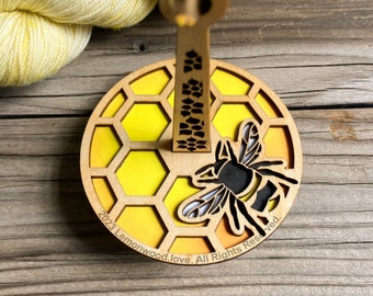 Honeybee Lemonwood Mini-Minder (Pat. Pend.): Portable Wrist Yarn Holder