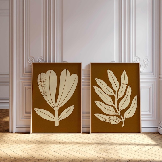 Minimalist Floral Wall Art Set — Vintage Style Flower and Leaf Prints in Earthy Tones, Botanical Posters for Boho or Neutral Home Decor