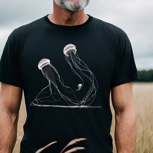 Uniek Jellyfish T-shirt: met de hand ontworpen voor oceaanliefhebbers