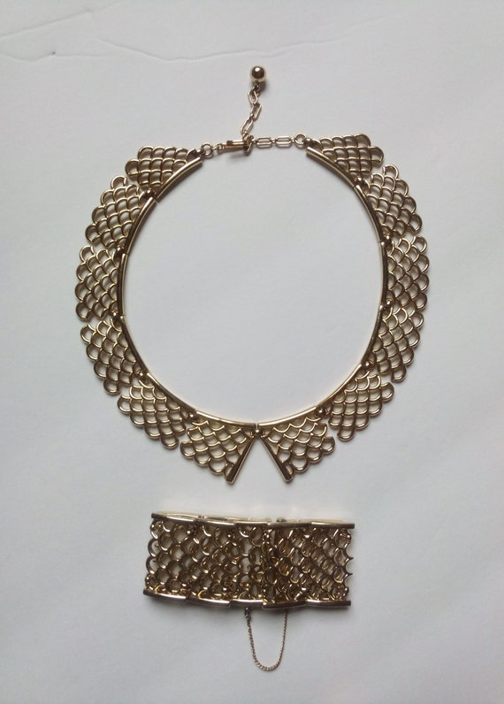 Vintage Crown Trifari Necklace and Bracelet