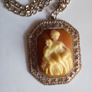 Collar Jumbo Cameo Madre e Hija imagen 3