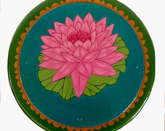 Lotus Stool