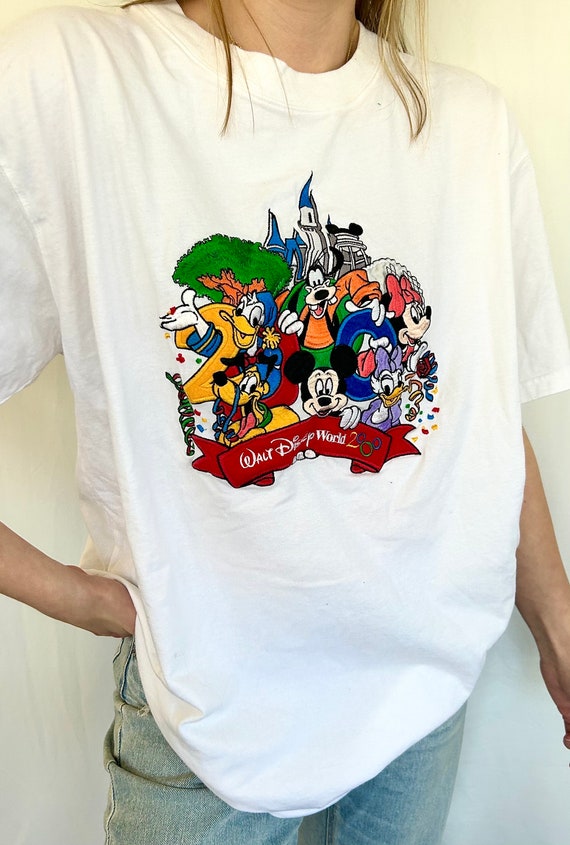 Vintage Mickey & Friends Tee - Etsy