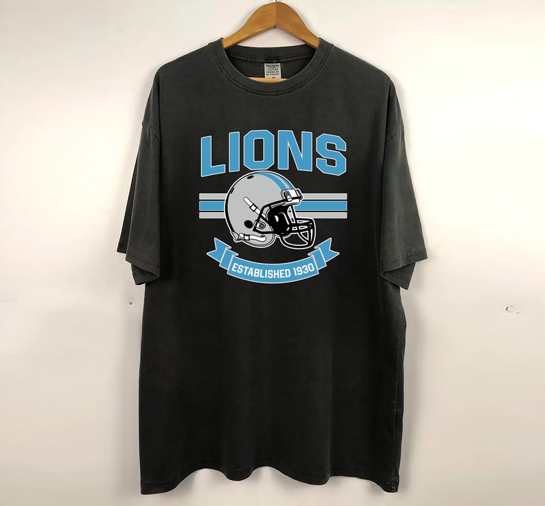 Lions Tshirt, Lions Shirt, Lions Tees, Lions Unisex, Vintage Tshirt