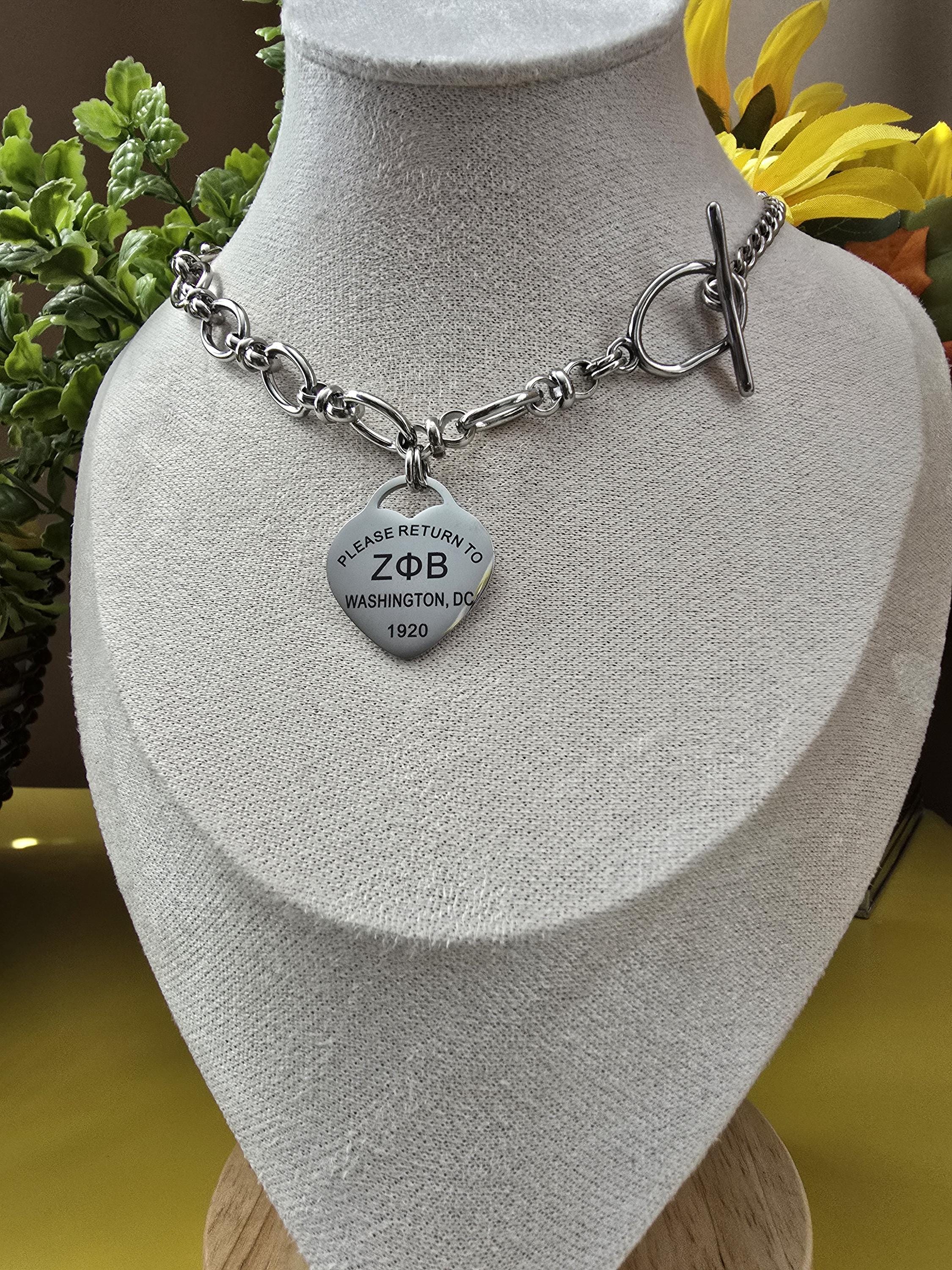 Alpha Kappa Alpha Toggle Necklace