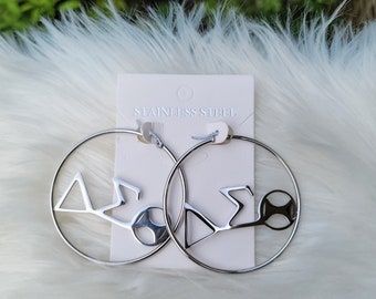 Delta Earrings - DST Earrings - Delta Sigma Theta earrings - Sorority Jewelry - Jewelry - FREE SHIPPING