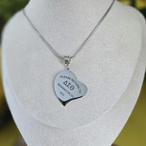 Delta Sigma Theta necklace- Sorority necklace - Delta Jewelry - Delta Sigma Theta gift - HBCU - Divine Nine Sororities
