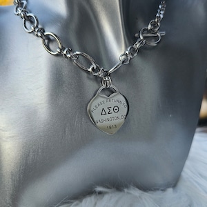 Delta Sigma Theta necklace- Sorority necklace - Delta Jewelry - Delta Sigma Theta gift - HBCU - Divine Nine Sororities
