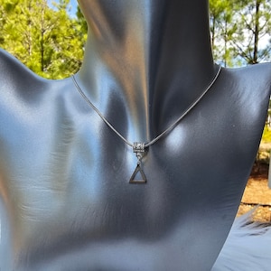 Delta Sigma Theta necklace- Sorority necklace - Delta Jewelry - Delta Sigma Theta gift - HBCU - Divine Nine Sororities