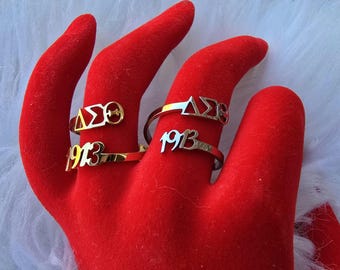 Anillo ajustable con letra griega DST de 1913 - Anillo DST - Anillo Delta - Joyería de hermandad - Anillo de 1913 - Anillo de hermandad
