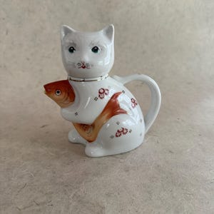Vintage Lucky Cat Koi Fish Teapot