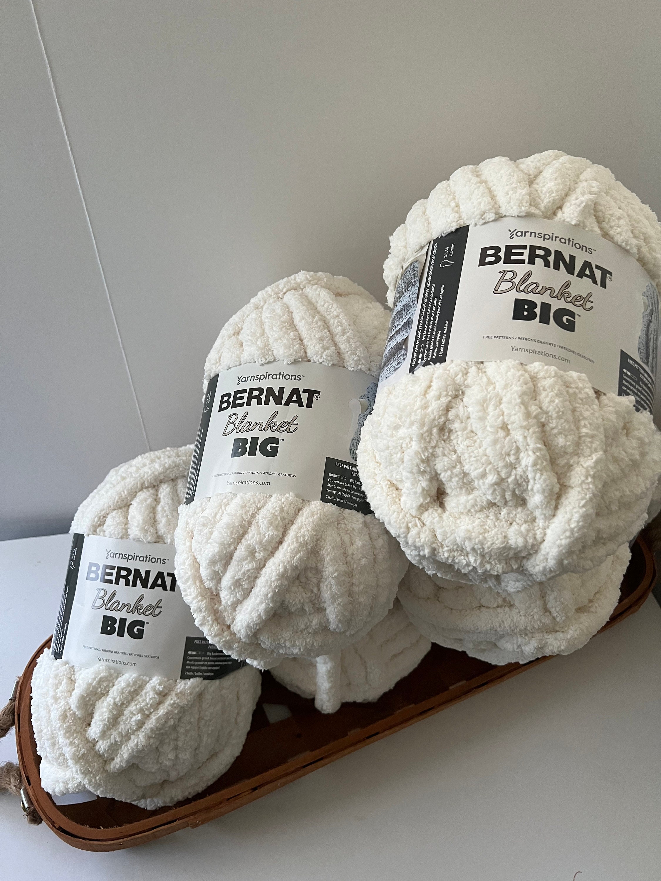 Bernat Blanket Big Ball Yarn (Taupe)