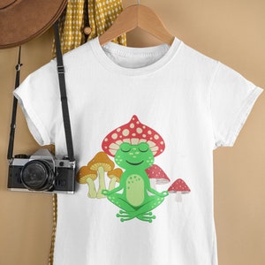 Meditating Frog Shirt, Frog TShirt, Animal Shirt, Animal Lover Shirt, Gift For Her, Gift For Him, Frog Lover Gift, Cute Frog Shirt