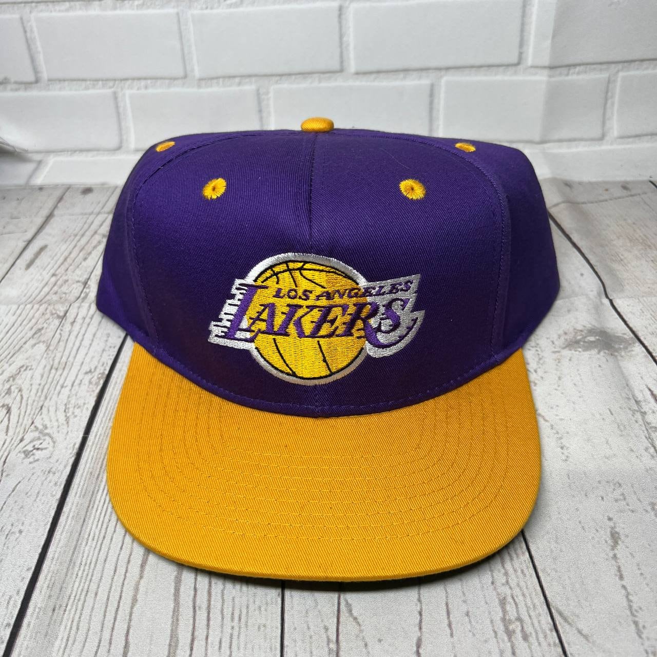 Ultra Game Los Angeles Lakers Snapback Baseball Grey Adjustable NWT Hat Cap  