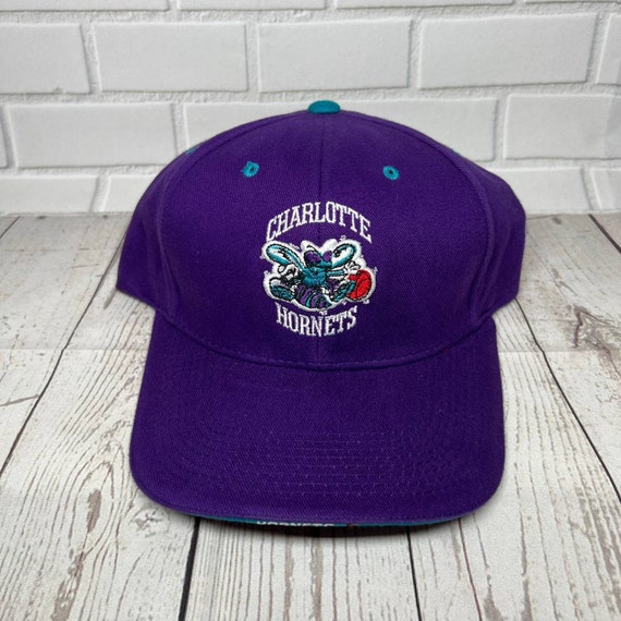 NBA (Mitchell & Ness) - Charlotte Hornets Hardwood Classics Snapback Hat OSFA