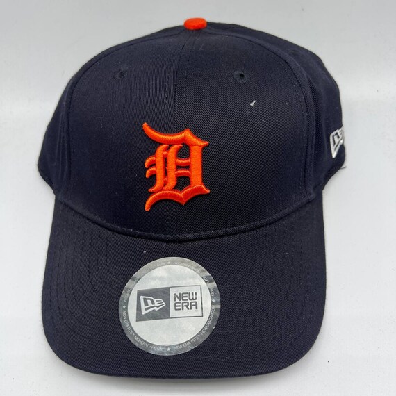 Detroit Tigers New Era Vintage Pinstripe 9Fifty Snapback Hat - Navy