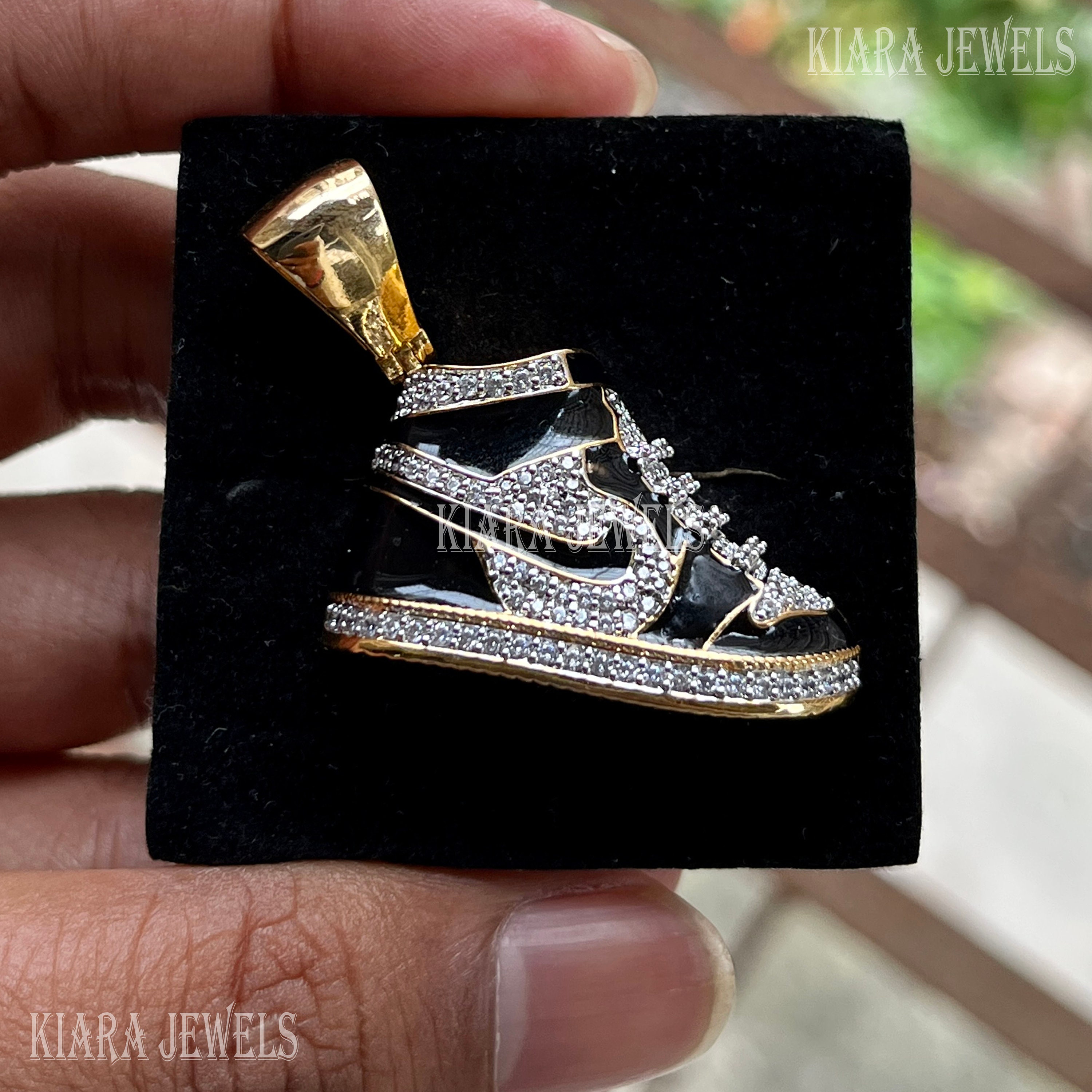 1.50ct Round Cut CZ White Diamond Air Jordan Shoe Men's 1.50ct Round Cut CZ White Diamond Air Jordan Shoe Men's