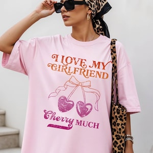 Camiseta del orgullo lésbico "Amo a mi novia", mercancía del orgullo, camiseta queer "Amo a mi novia", camiseta sáfica WLW, lesbiana, soltera, lesbiana, marimacho, mujer