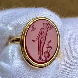 Bespoke Aphrodite Inatglio Ring Venus Signet Ring 13x18mm Agate Chalcedony Onyx Carnelian