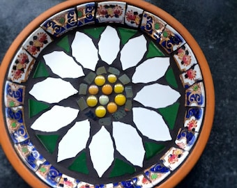 KIT Floral Birdbath Mosaic Kit: Vintage Ceramics & Glass Beads