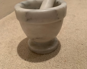 marble mortar & pestle