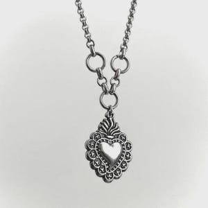 Stainless Steel Sacred Heart Pendant Necklace: Y2K Grunge Gothic O Ring Chain