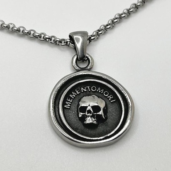 Collar con colgante de calavera Memento Mori • Joyería gótica grunge de acero inoxidable