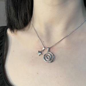 Stainless Steel Spiral Star Pendant Necklace: Waterproof Snake Chain