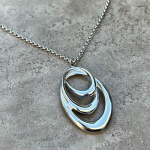 Stainless Steel Geometric Oval Pendant Necklace - Boho Minimalist Silver Jewelry