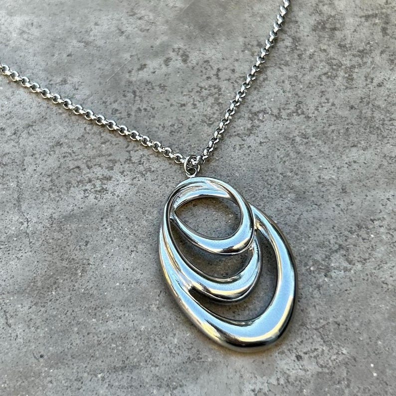 Stainless Steel Geometric Oval Pendant Necklace - Boho Minimalist Silver Jewelry